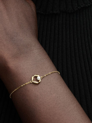 Bracelet or Sinuous Line with Cultured Freshwater Pearl and Pavè