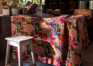 Kiriku tablecloth - 8 to 18 seats
