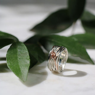 Filodellavita Classic Collection Ring, 13 Threads in 950 Silver and 9 Kt Gold Knot