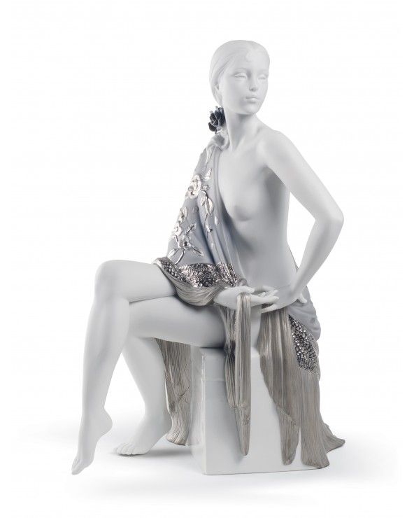 Figurina Donna Nudo con scialle. Lustro argento