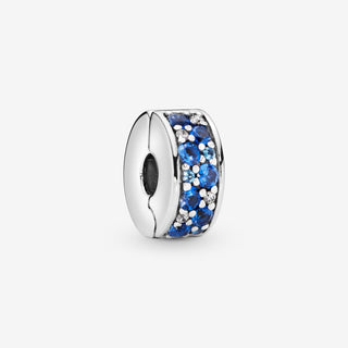 Pandora Clip con pavé blu