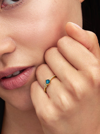 Anello Disney Freccia di Merida Plac. Oro 14k, Zirconia Cubica Trasparente e Cristallo Verde Acqua