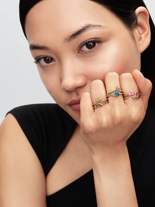 Anello Disney Pocahontas con Placcatura in Oro 14k e Cristalli Blu, Arancioni, Rossi, Viola e Rosa