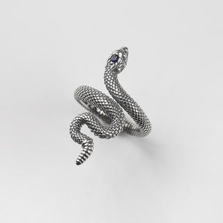 Anello serpente con spinello blu / argento brunito lucido