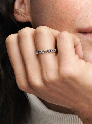 Heart Band Ring