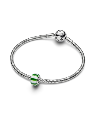 Charm con Placcatura in Platino e Vetro di Murano Verde e Bianco