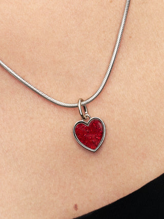 Charm Pendente Cuore da Incidere con Placcatura in Platino e Smalto Glitterato Rosso