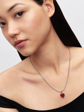 Charm Pendente Cuore da Incidere con Placcatura in Platino e Smalto Glitterato Rosso