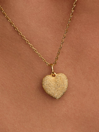 Charm Pendente Cuore Bombato a Punta di Diamante con Placcatura in Oro 14k