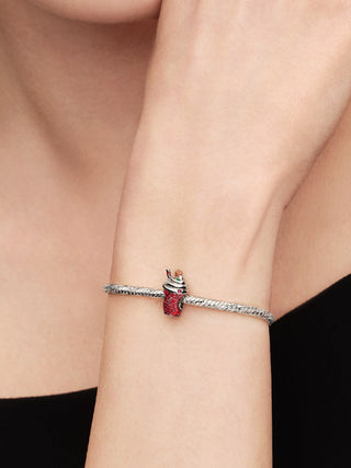 Charm Bevanda Pan di Zenzero Arg. Sterling, Madreperla Sint. Bioresina, Zirc. Cubica Rossa, Cristallo Verde, Smalto