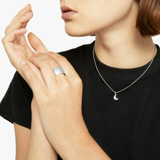 Ciondolo Luna Oro Bianco & Diamanti Bianchi