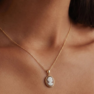 Classic Golden Face Cameo Pendant