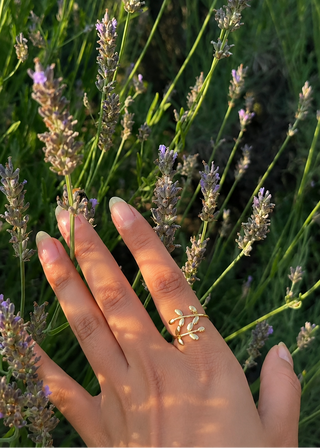 Yellow Gold Leaf Ring