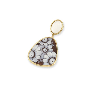 Gold Daisy Cameo Pendant