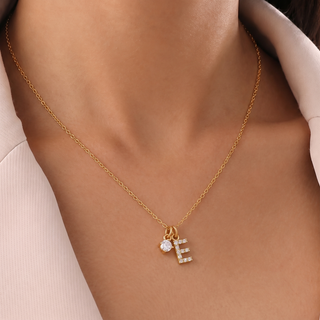 Collana Iniziale E Pavè C/Petit